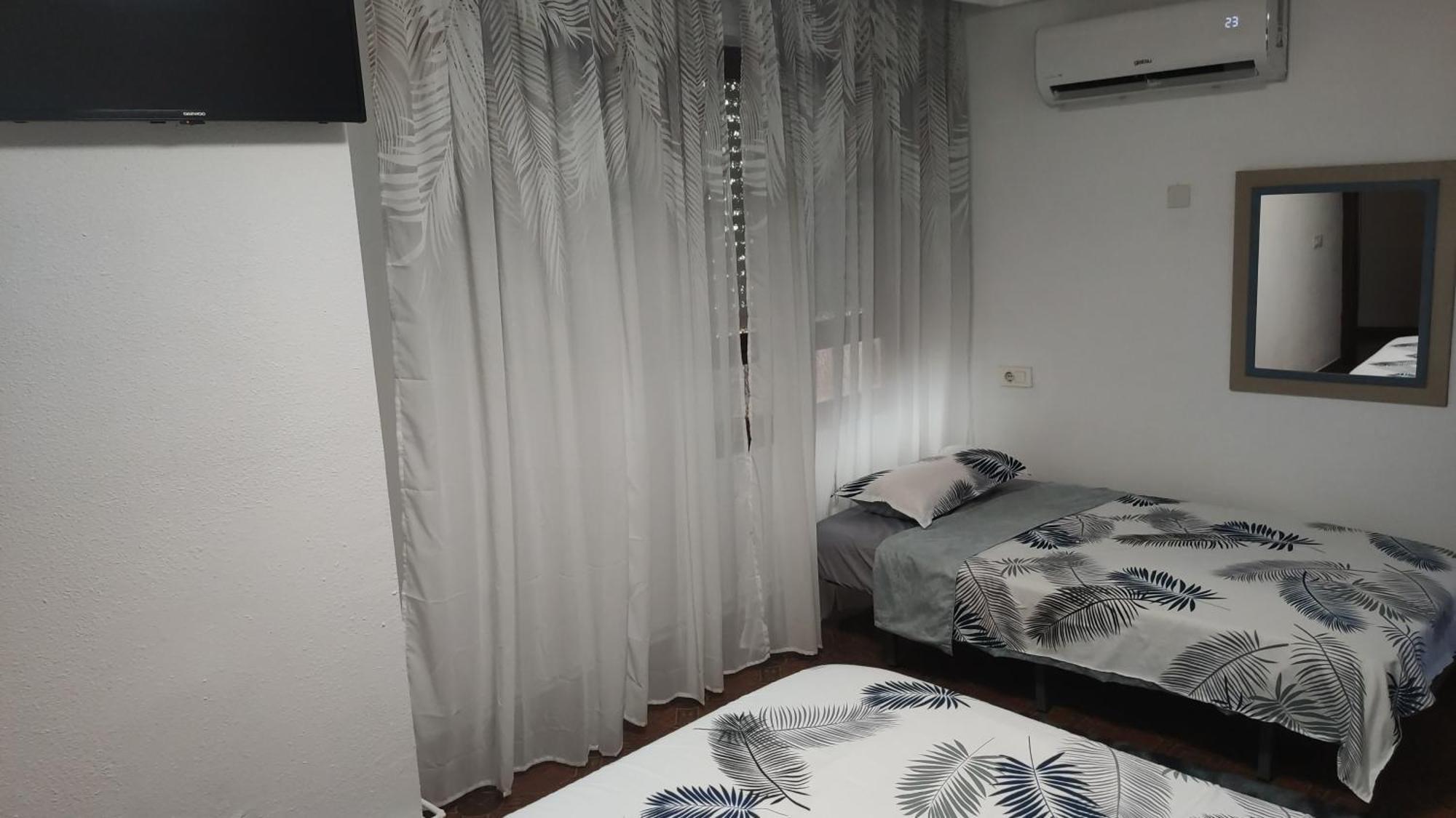 Apartamento Big Penthouse For 10 Per Torrevieja Exterior foto